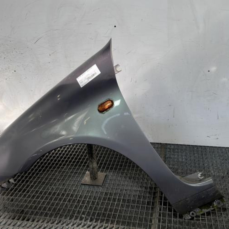 Aile avant gauche RENAULT CLIO 2 Photo n°3