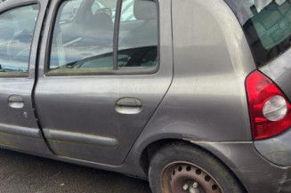 Pare choc avant RENAULT CLIO 2