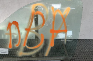 Vitre avant gauche RENAULT KANGOO 1 Photo n°1