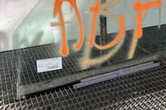 Vitre avant gauche RENAULT KANGOO 1