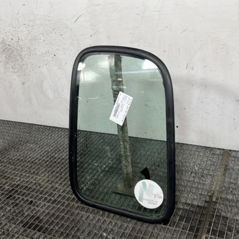 Vitre porte coffre droit RENAULT KANGOO 1 Photo n°3