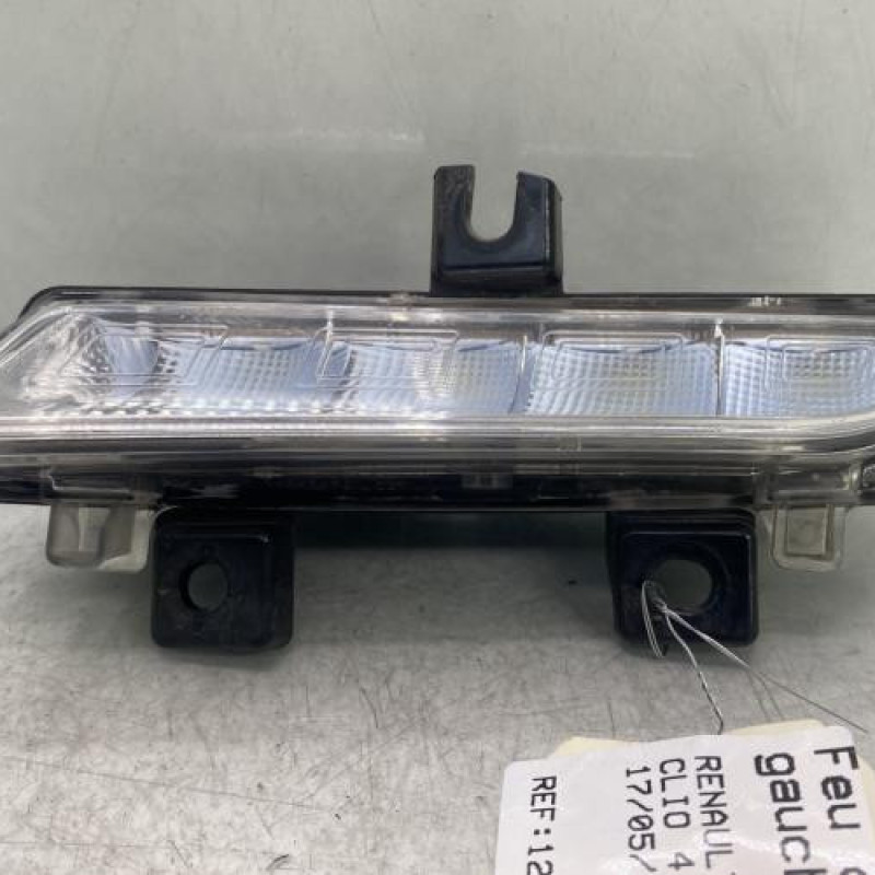 Feu diurne avant gauche RENAULT CLIO 4 Photo n°1