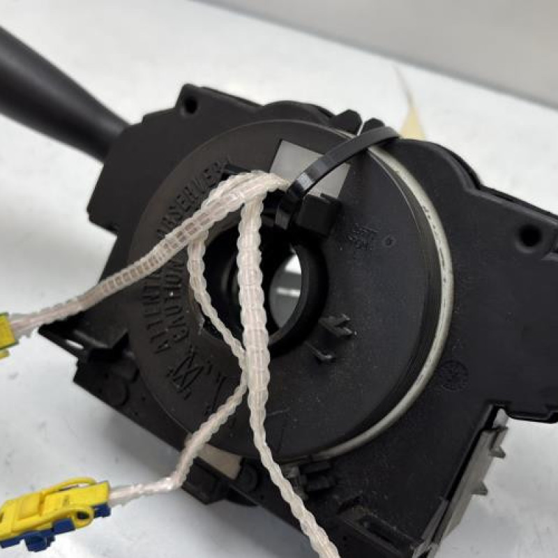 Com (Bloc Contacteur Tournant+Commodo Essuie Glace+Commodo Phare) CITROEN BERLINGO 1 Photo n°5