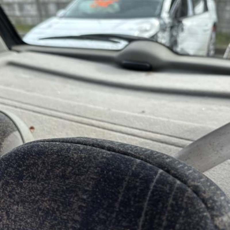 Anti brouillard droit (feux) RENAULT SCENIC 1 Photo n°19