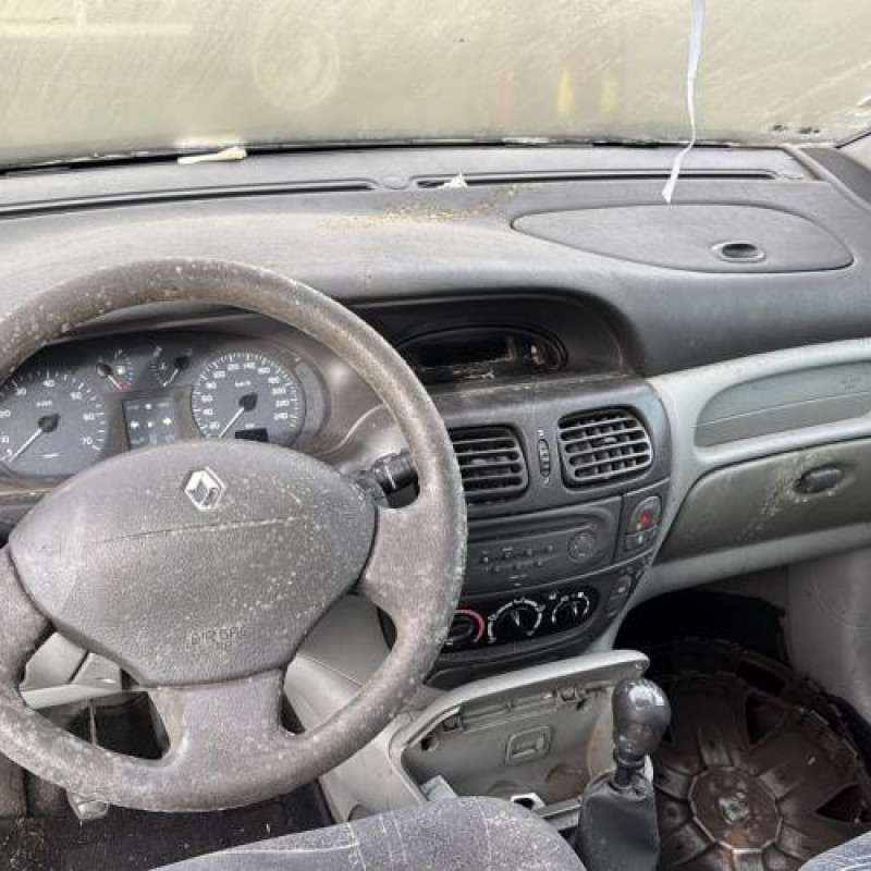 Anti brouillard droit (feux) RENAULT SCENIC 1 Photo n°20