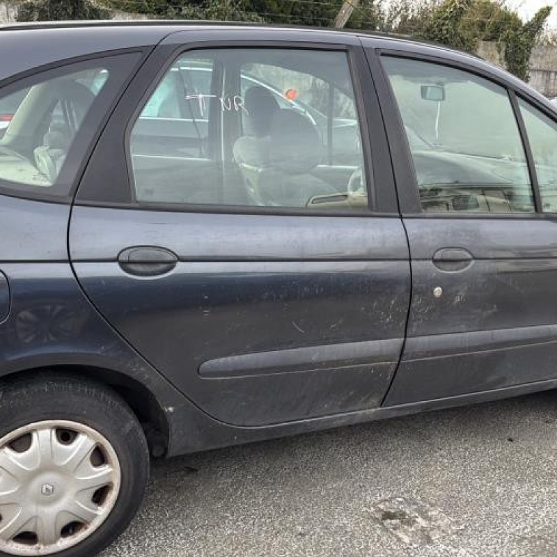 Anti brouillard gauche (feux) RENAULT SCENIC 1 Photo n°10