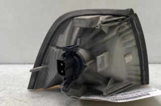 Optique avant secondaire gauche (feux)(clignotant) BMW SERIE 3 E36