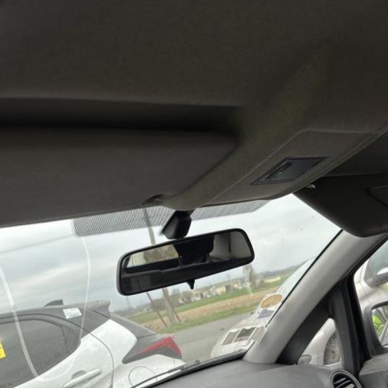 Aile avant droit OPEL CORSA D Photo n°16