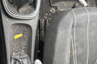 Aile avant droit OPEL CORSA D