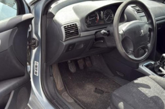 Feu arriere stop central PEUGEOT 407