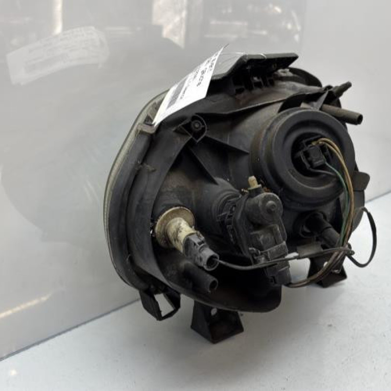 Optique avant principal gauche (feux)(phare) RENAULT CLIO 2 Photo n°7