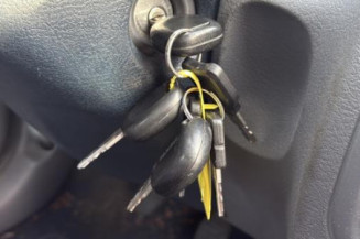 Porte avant gauche RENAULT CLIO 2