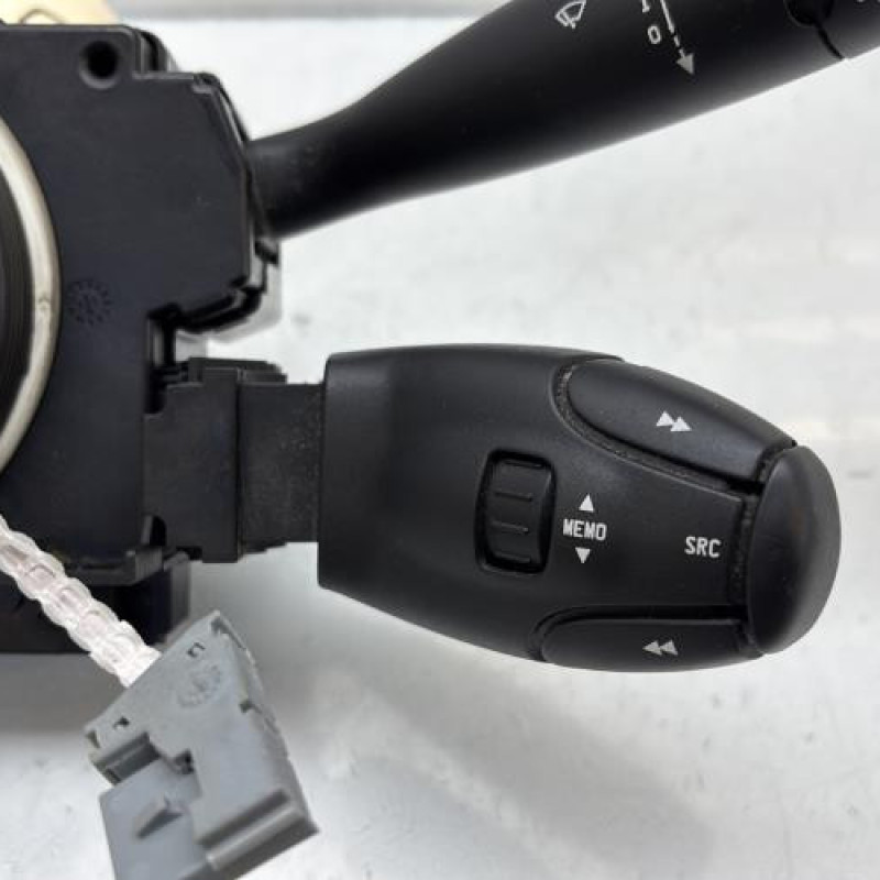 Com (Bloc Contacteur Tournant+Commodo Essuie Glace+Commodo Phare) CITROEN XSARA PICASSO Photo n°6