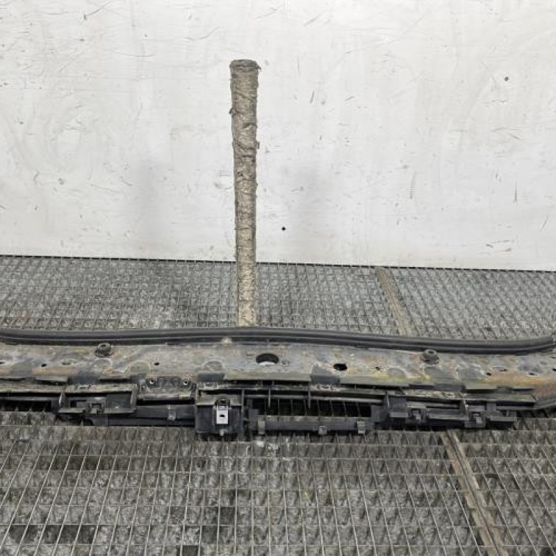 Traverse inferieure RENAULT MEGANE 2 Photo n°1