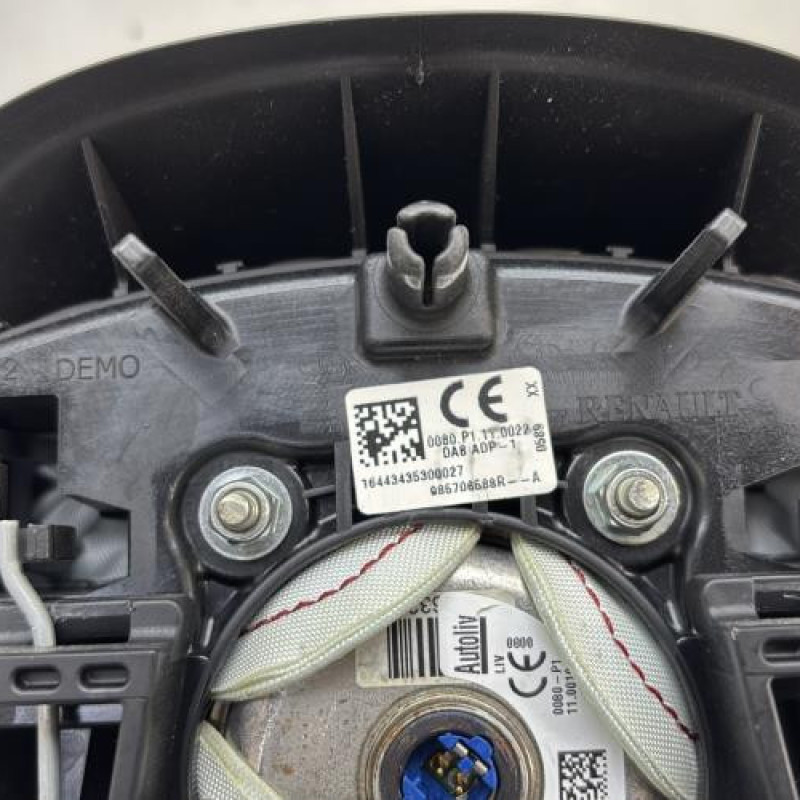 Air bag conducteur RENAULT CLIO 4 Photo n°4
