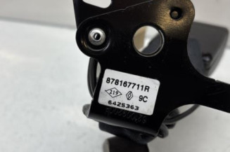 Attache ceinture arriere droit RENAULT CLIO 4