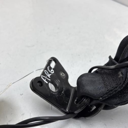 Attache ceinture arriere gauche RENAULT CLIO 4