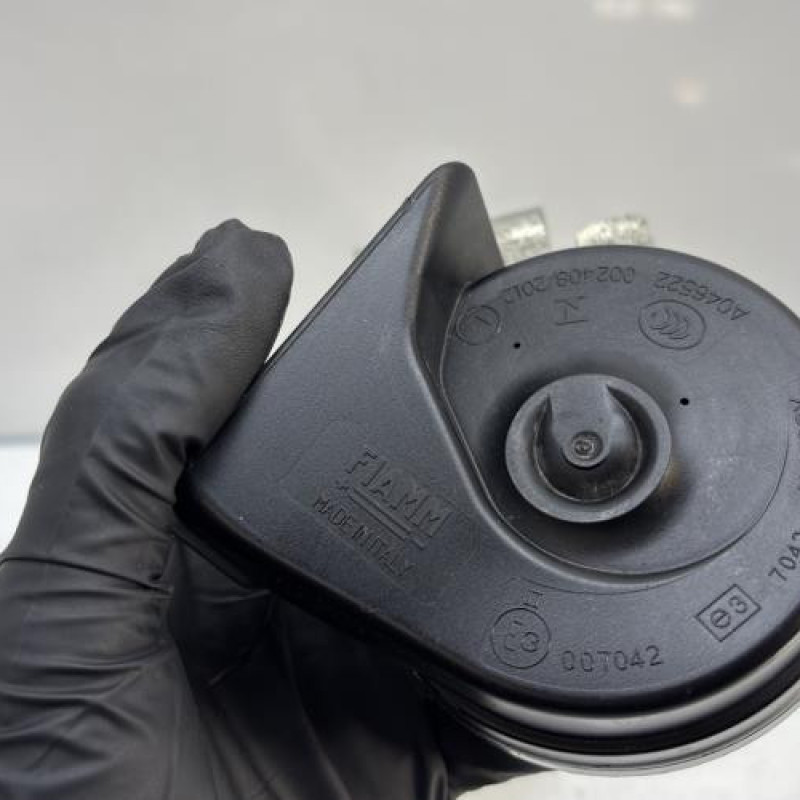 Avertisseur/Klaxon RENAULT CLIO 4 Photo n°2