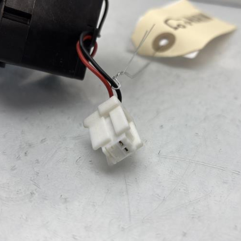 Commodo phare RENAULT CLIO 4 Photo n°3