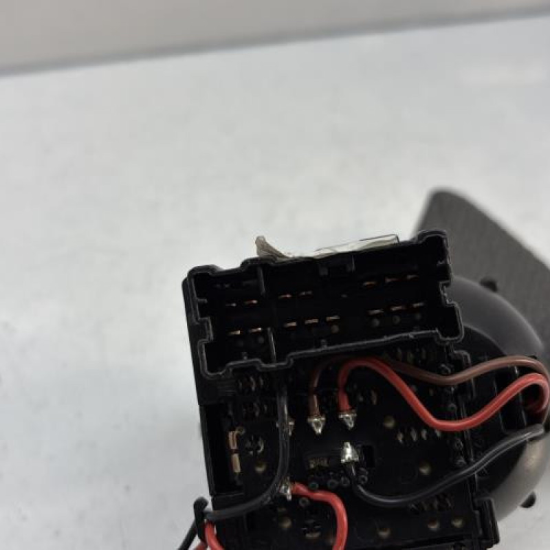 Commodo phare RENAULT CLIO 4 Photo n°5