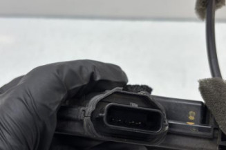 Serrure arriere droit RENAULT CLIO 4