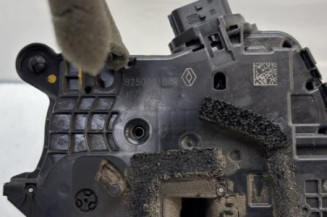 Serrure arriere droit RENAULT CLIO 4