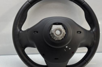 Volant RENAULT CLIO 4