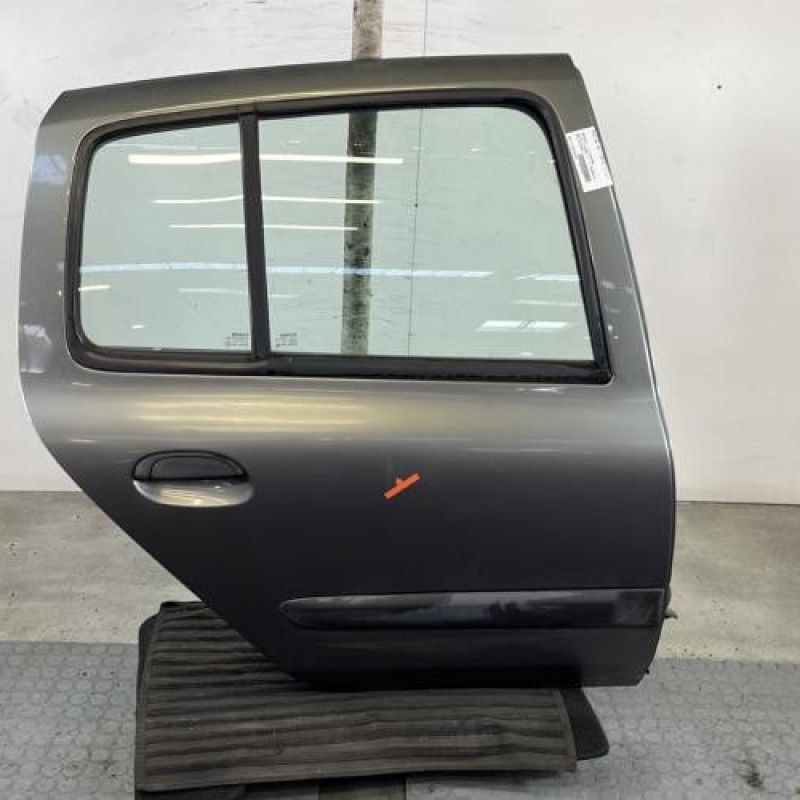Porte arriere droit RENAULT CLIO 2 Photo n°1