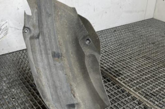 Pare boue arriere droit RENAULT CLIO 2