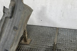 Pare boue arriere droit RENAULT CLIO 2