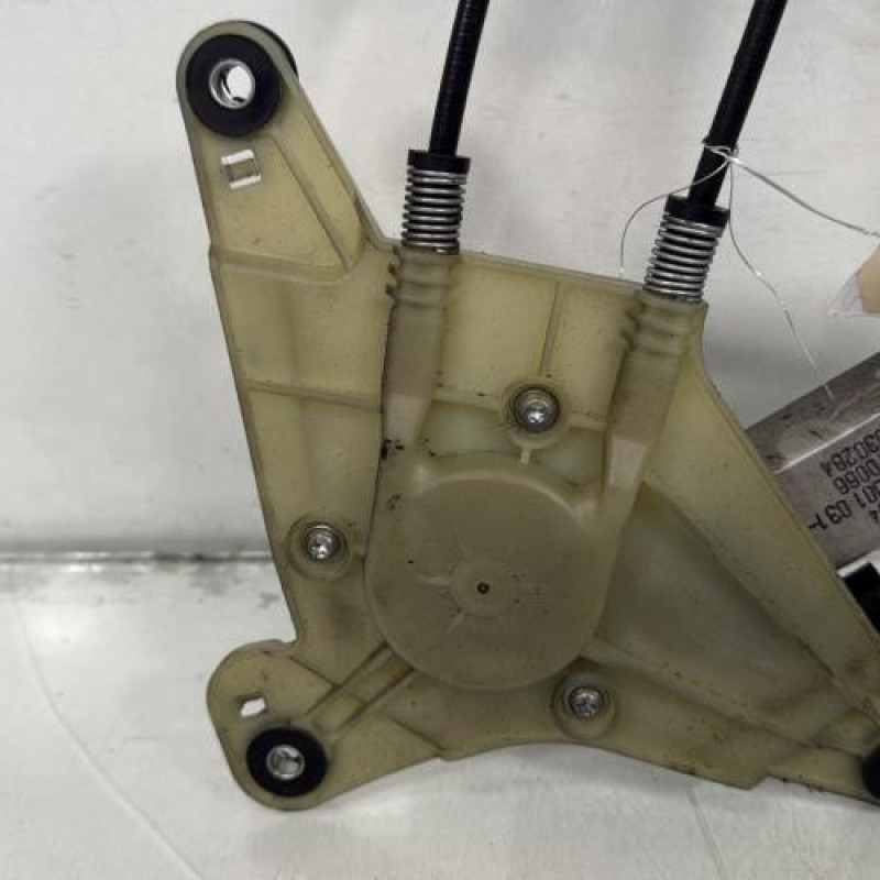 Leve vitre electrique avant droit RENAULT MASTER 3 Photo n°3