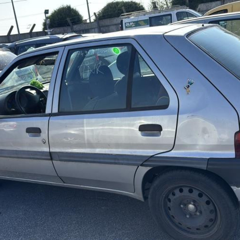 Aile avant gauche CITROEN SAXO Photo n°12