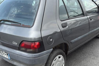 Retroviseur droit RENAULT CLIO 1