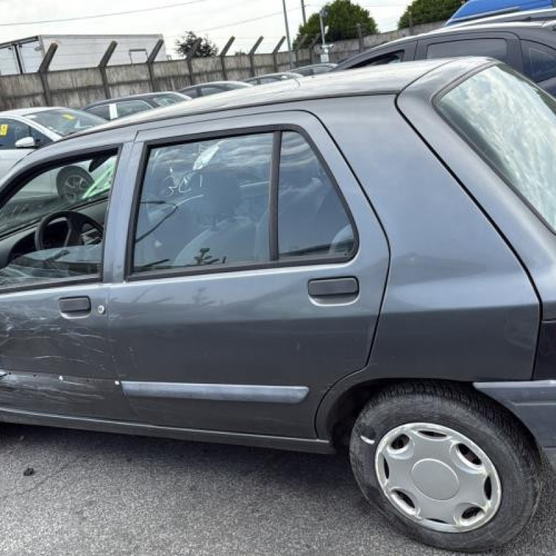 Vase de lave glace RENAULT CLIO 1 Photo n°14