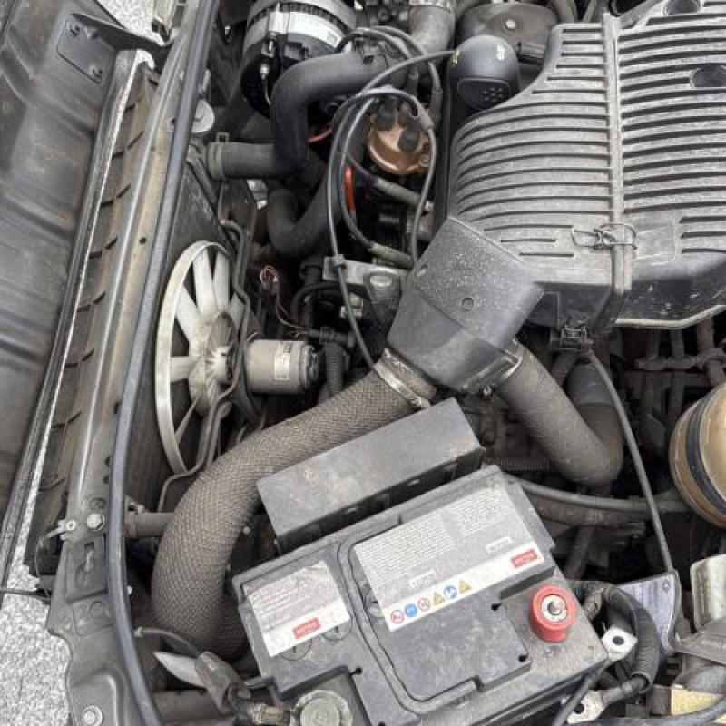 Vase de lave glace RENAULT CLIO 1 Photo n°20