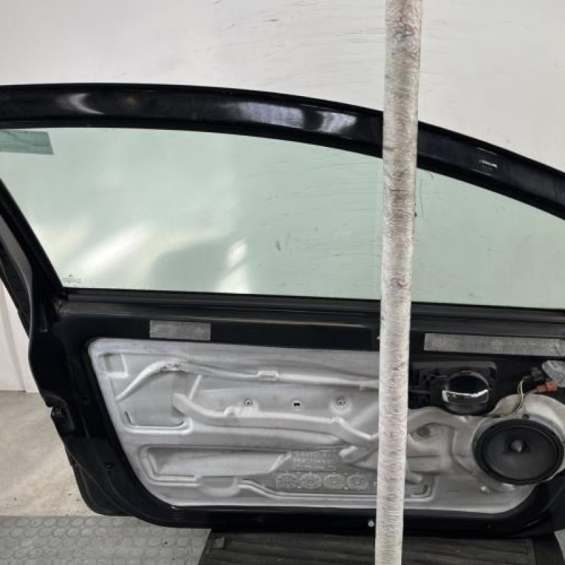 Porte avant gauche CITROEN C2 Photo n°7