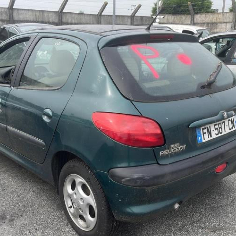 Aile avant droit PEUGEOT 206 Photo n°16