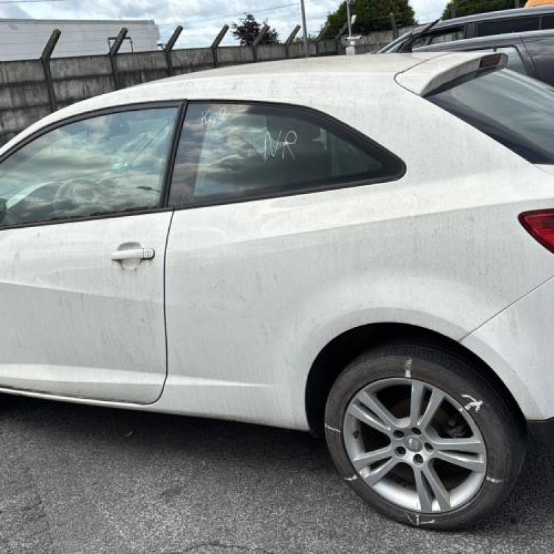 Pare choc avant SEAT IBIZA 4 Photo n°12