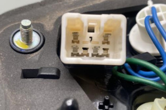 Feu arriere secondaire gauche (feux) KIA RIO 3