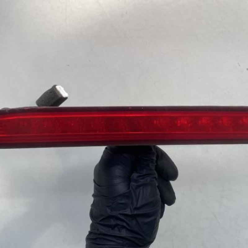 Feu arriere stop central KIA RIO 3 Photo n°1