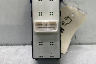 Interrupteur de leve vitre avant gauche KIA RIO 3