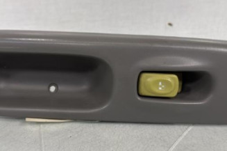 Interrupteur de leve vitre avant droit RENAULT TWINGO 1 Photo n°1