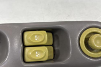 Interrupteur de leve vitre avant gauche RENAULT TWINGO 1