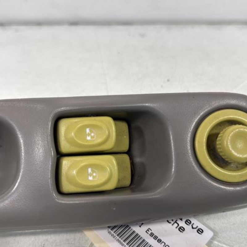 Interrupteur de leve vitre avant gauche RENAULT TWINGO 1 Photo n°3