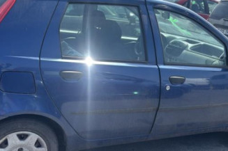 Aile avant droit FIAT PUNTO 2