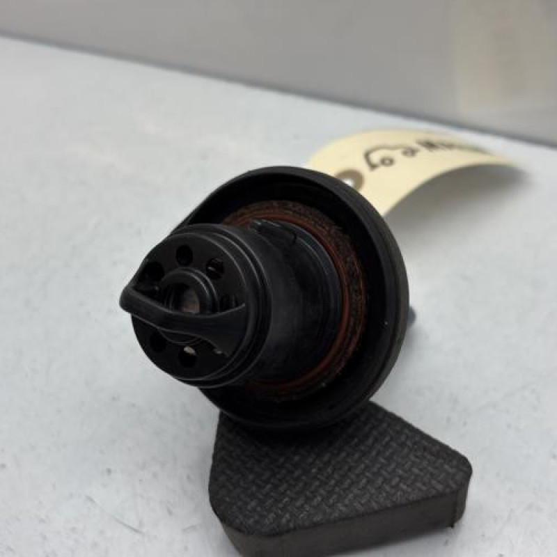Bouchon de carburant FIAT PUNTO 2 Photo n°2
