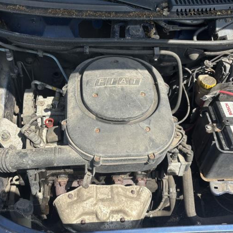 Bouchon de carburant FIAT PUNTO 2 Photo n°20