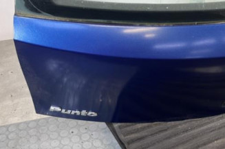 Malle/Hayon arriere FIAT PUNTO 2