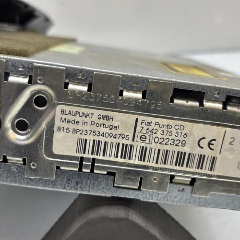 Autoradio d'origine FIAT PUNTO 2 Photo n°4