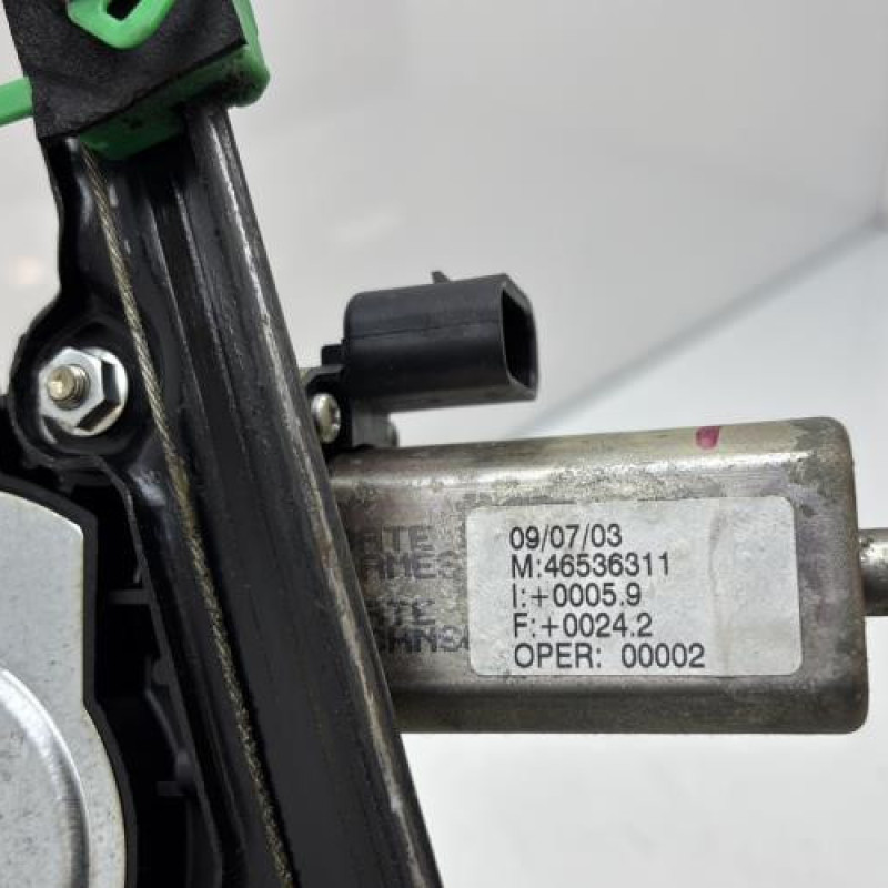 Leve vitre electrique avant droit FIAT PUNTO 2 Photo n°7